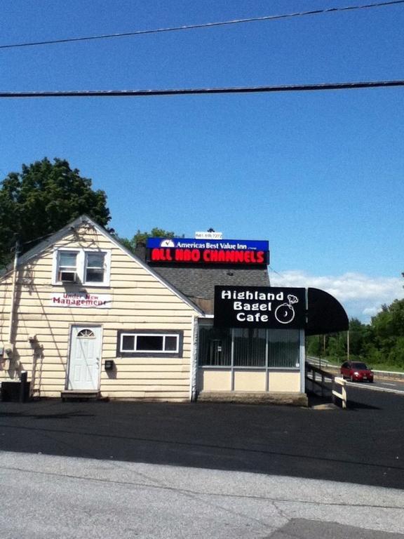 Americas Best Value Inn Highland-Poughkeepsie Exterior foto